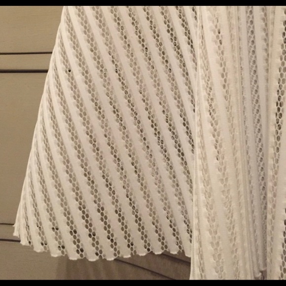 Milly Waffle Texture White Skirt with Black Band - Picture 3 of 7